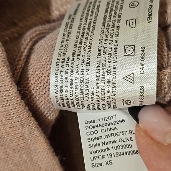 William Rast Top - Picture 15 of 16